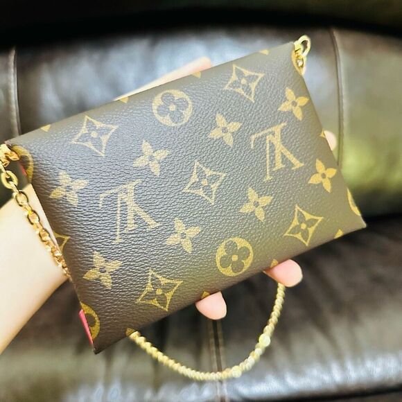 New Louis Vuitton Kirigami Medium Pouch - Picture 4 of 12